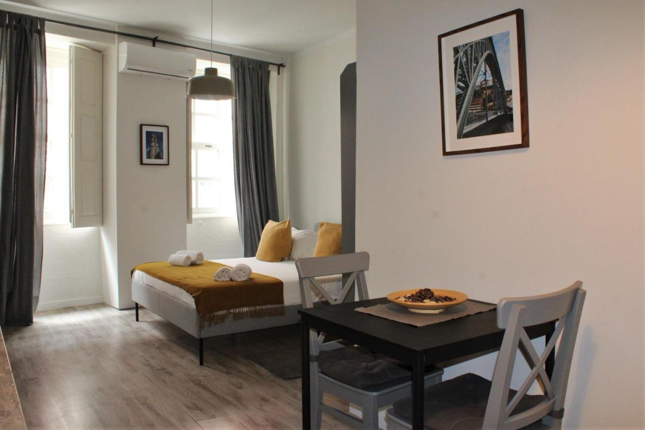 Aparthotel Oporto Entreparedes Exterior photo