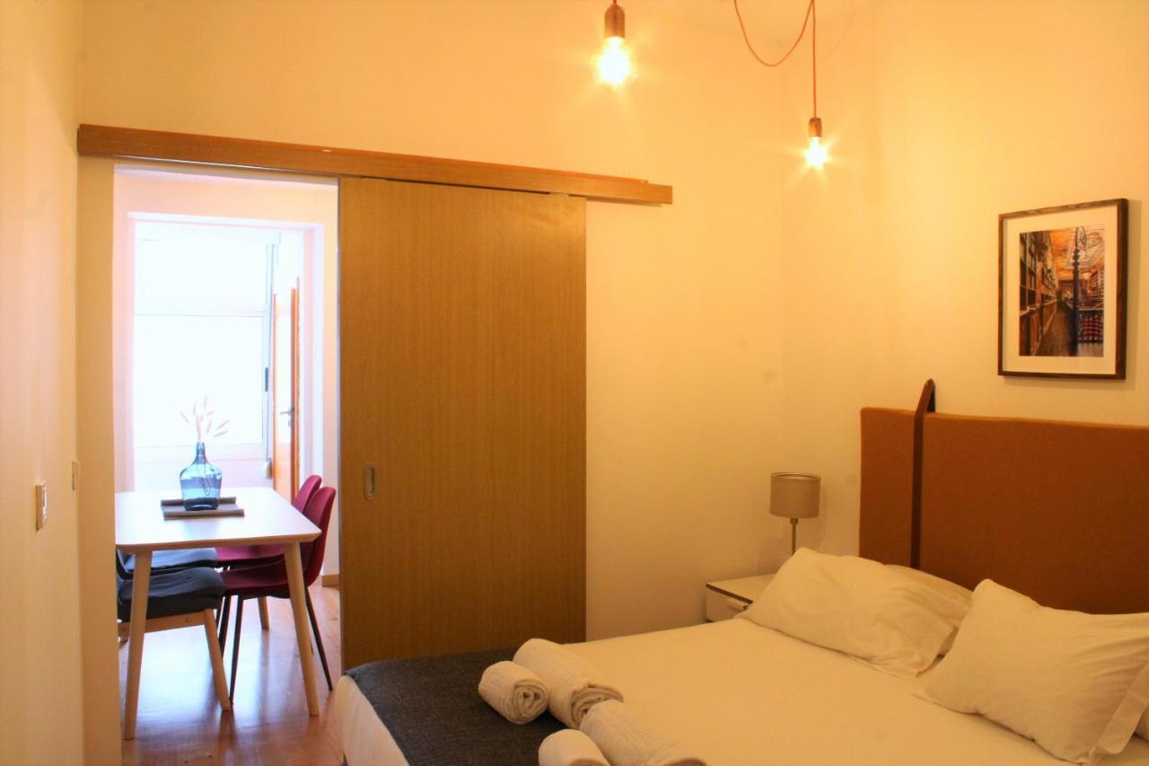 Aparthotel Oporto Entreparedes Exterior photo