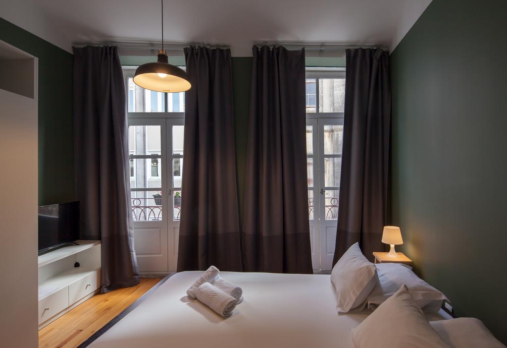 Aparthotel Oporto Entreparedes Exterior photo