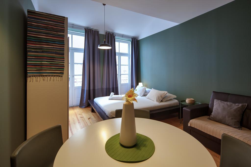 Aparthotel Oporto Entreparedes Exterior photo