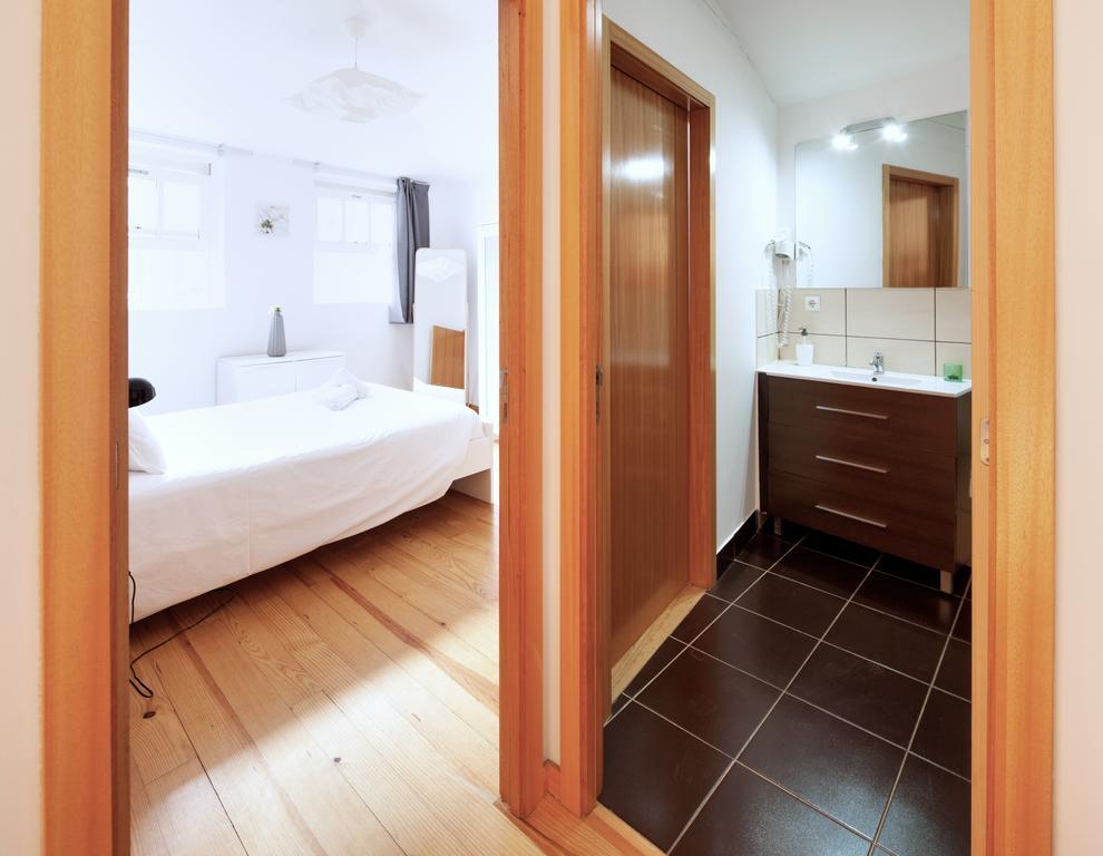 Aparthotel Oporto Entreparedes Exterior photo