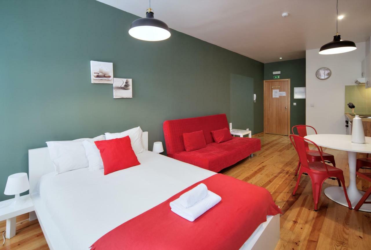Aparthotel Oporto Entreparedes Exterior photo
